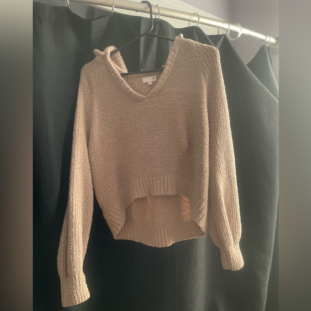 TAN V NECK SWEATER